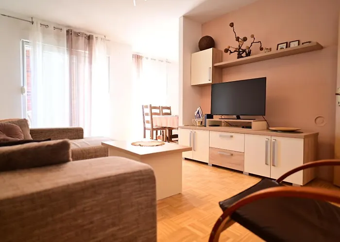 Paula Διαμέρισμα *